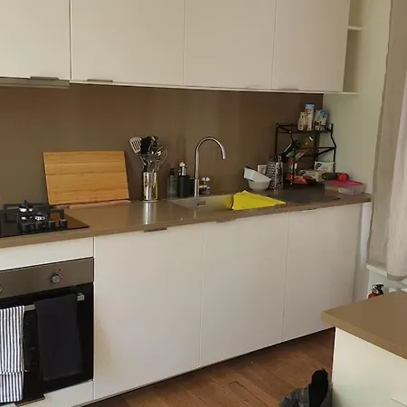 - Bright, Canal-side, Central, Renovated 1br * أمستردام
