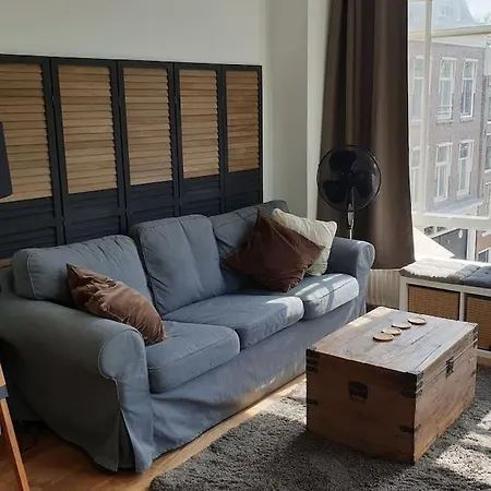 - Bright, Canal-side, Central, Renovated 1br *